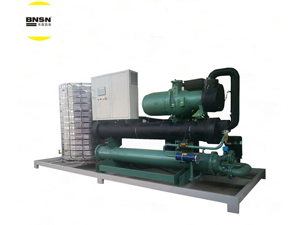 大型螺杆式冷水机